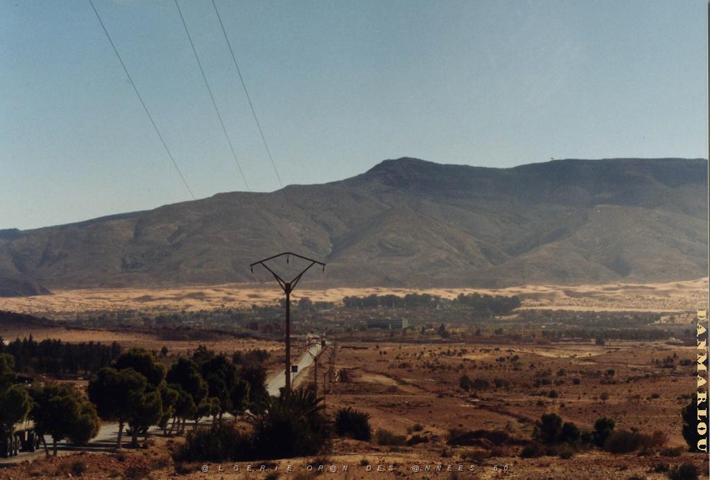 2003 ROUTE D AIN SEFRA 02.JPG